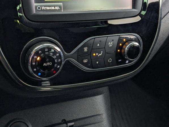 Renault Kaptur I с пробегом 2018 года, цена 1 390 000 рублей, 74524 км, внедорожник, Автокод Объявления