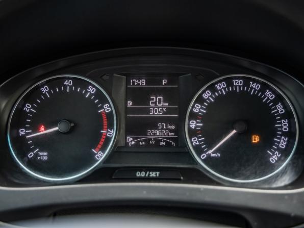 Skoda Rapid I Рестайлинг с пробегом 2017 года, цена 1 048 000 рублей, 229622 км, лифтбек, Автокод Объявления