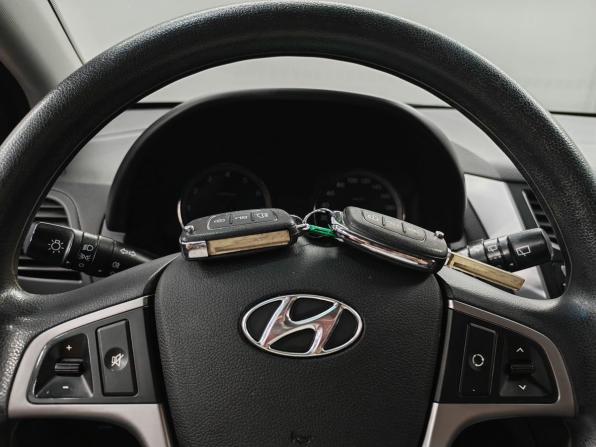 Hyundai Solaris I Рестайлинг с пробегом 2014 года, цена 1 016 000 рублей, 144377 км, хэтчбек, Автокод Объявления