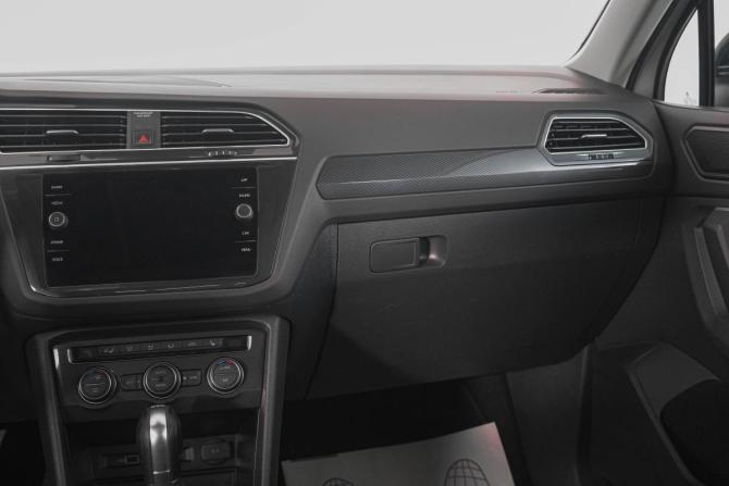 Volkswagen Tiguan II с пробегом 2019 года, цена 2 699 000 рублей, 169000 км, внедорожник, Автокод Объявления