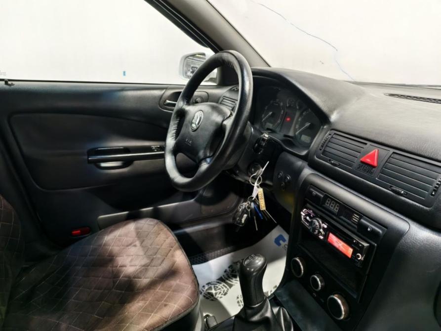 Skoda Octavia I (A4) Рестайлинг Курск  - изображение 6