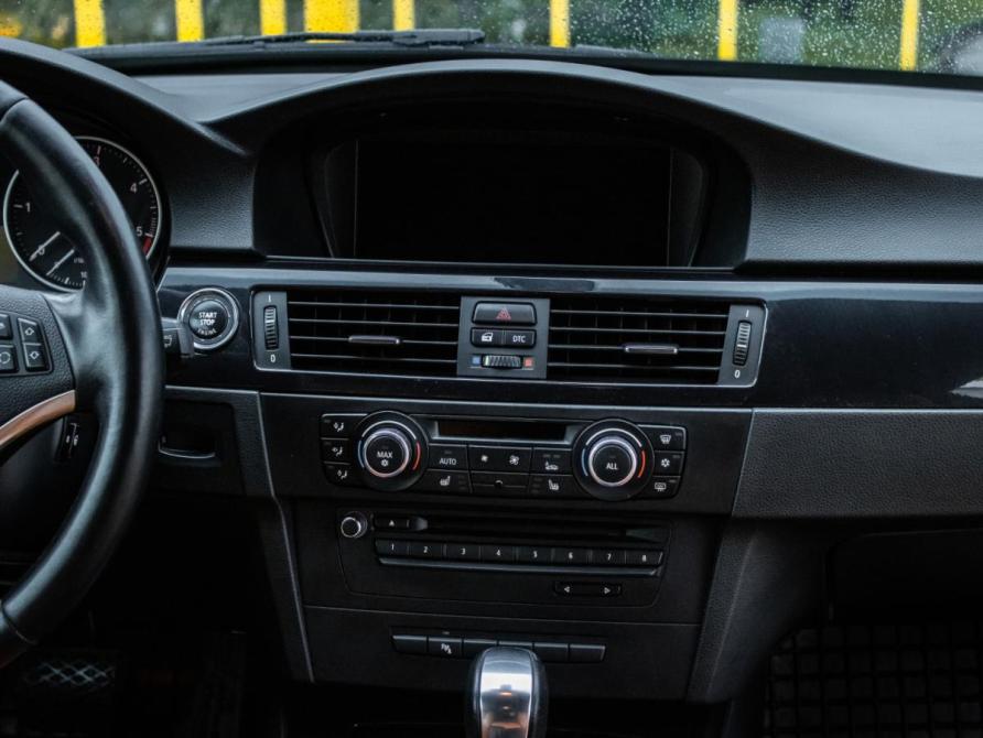 BMW 3 серии V (E90/E91/E92/E93) Рестайлинг Москва  - изображение 14