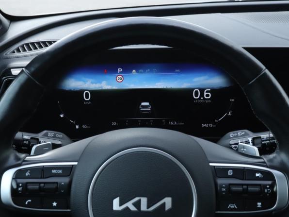 Kia Sportage V с пробегом 2022 года, цена 3 600 000 рублей, 54180 км, внедорожник, Автокод Объявления