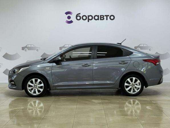 Hyundai Solaris II с пробегом 2018 года, цена 1 459 000 рублей, 64613 км, седан, Автокод Объявления