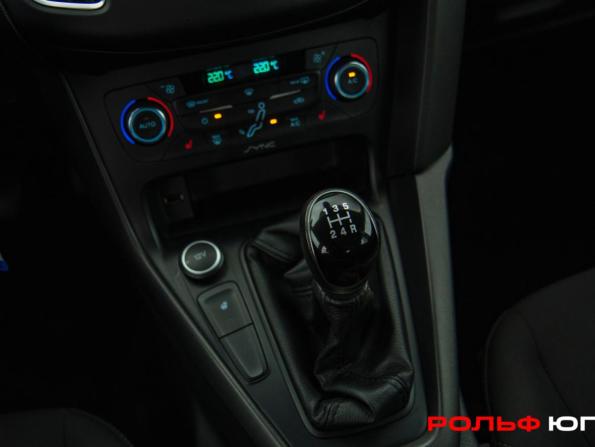 Ford Focus III Рестайлинг с пробегом 2016 года, цена 978 000 рублей, 148484 км, хэтчбек, Автокод Объявления