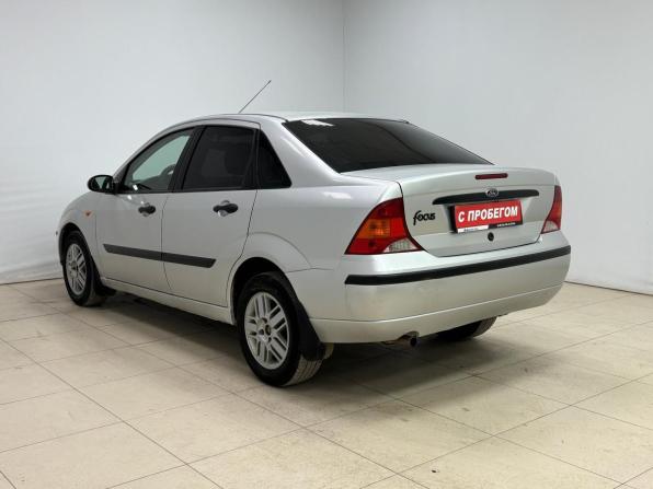 Ford Focus I Рестайлинг с пробегом 2004 года, цена 370 000 рублей, 302660 км, седан, Автокод Объявления