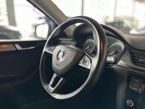 Skoda Rapid I Рестайлинг с пробегом 2018 года, цена 1 245 000 рублей, 140000 км, лифтбек, Автокод Объявления