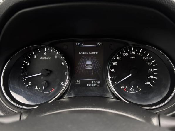Nissan Qashqai II с пробегом 2015 года, цена 1 599 000 рублей, 153792 км, внедорожник, Автокод Объявления