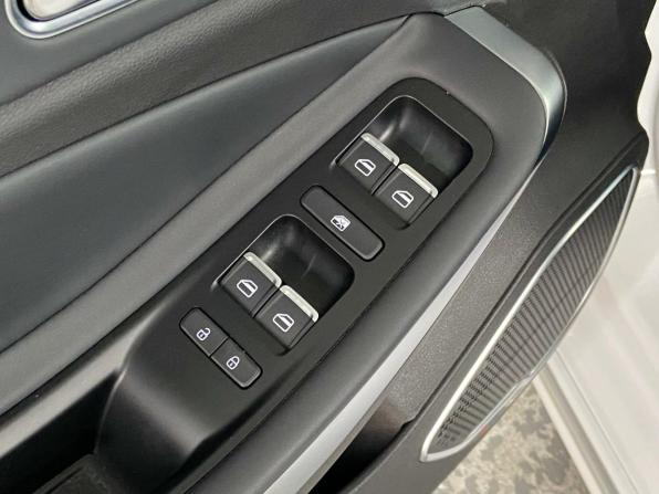 Omoda S5 с пробегом 2023 года, цена 1 900 000 рублей, 1467 км, седан, Автокод Объявления