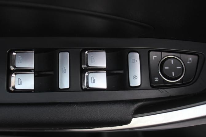 Geely Atlas Pro с пробегом 2023 года, цена 1 957 000 рублей, 58060 км, внедорожник, Автокод Объявления