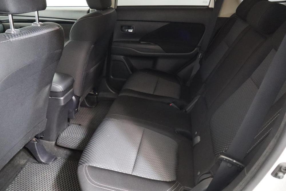 Mitsubishi Outlander III Рестайлинг 3 Санкт-Петербург  - изображение 13
