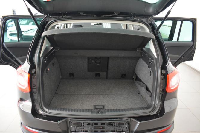 Volkswagen Tiguan I с пробегом 2011 года, цена 1 249 000 рублей, 213000 км, внедорожник, Автокод Объявления
