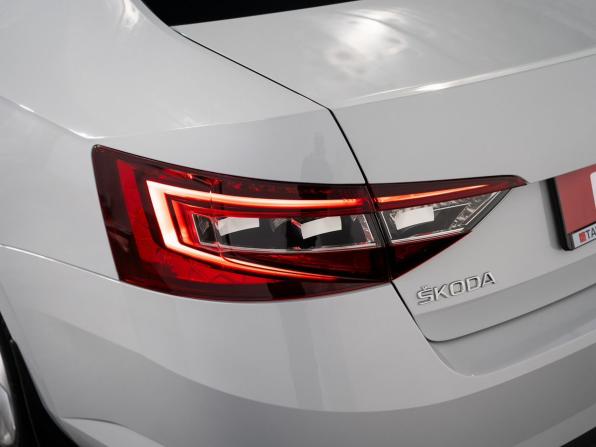 Skoda Superb III с пробегом 2016 года, цена 2 130 000 рублей, 109929 км, лифтбек, Автокод Объявления