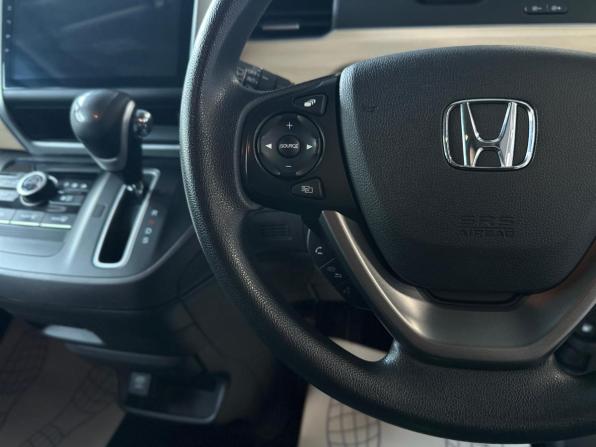 Honda Freed II с пробегом 2017 года, цена 1 460 000 рублей, 117216 км, компактвэн, Автокод Объявления