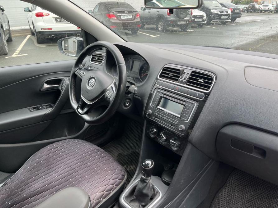 Volkswagen Polo V Рестайлинг Оренбург  - изображение 9