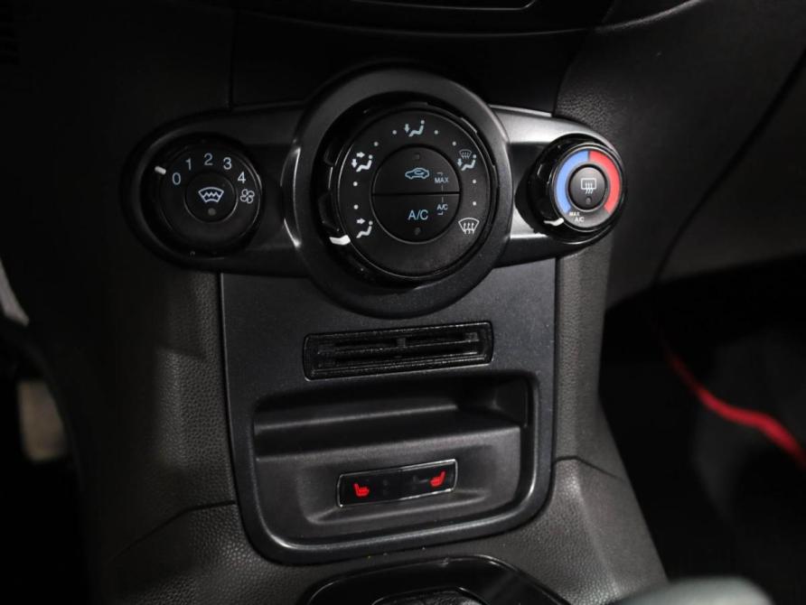 Ford Fiesta Mk6 Рестайлинг Ростов-на-Дону  - изображение 14