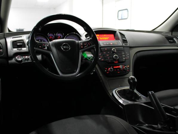 Opel Insignia I с пробегом 2013 года, цена 965 000 рублей, 179000 км, седан, Автокод Объявления