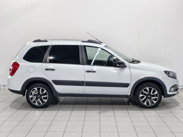 Lada (ВАЗ) Granta I Рестайлинг с пробегом 2024 года, цена 1 047 400 рублей, 27977 км, универсал, Автокод Объявления