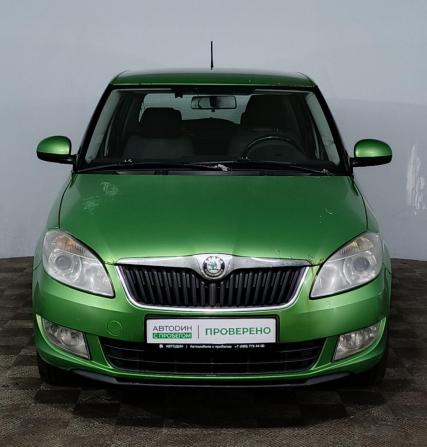 Skoda Fabia II Рестайлинг с пробегом 2011 года, цена 449 000 рублей, 242000 км, хэтчбек, Автокод Объявления