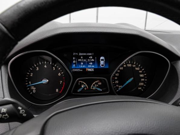 Ford Focus III Рестайлинг с пробегом 2015 года, цена 1 198 000 рублей, 234025 км, универсал, Автокод Объявления