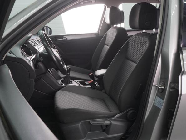 Volkswagen Tiguan II с пробегом 2018 года, цена 1 908 000 рублей, 92716 км, внедорожник, Автокод Объявления
