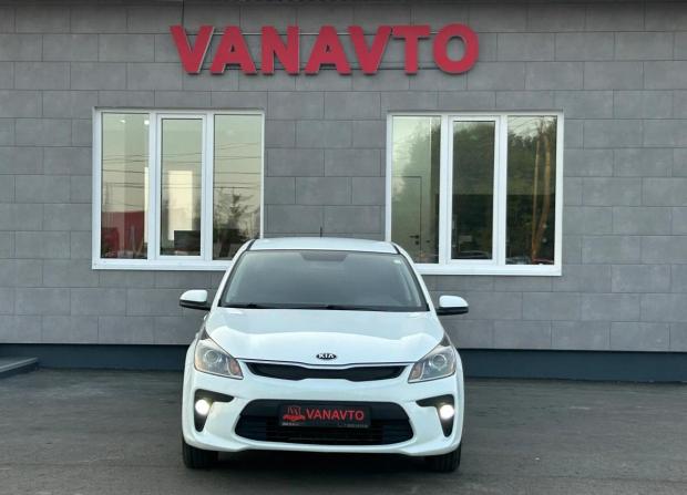 Kia Rio IV с пробегом 2018 года, цена 1 250 000 рублей, 76276 км, седан, Автокод Объявления