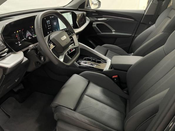 Audi Q5 III с пробегом 2025 года, цена 7 990 000 рублей, 1200 км, внедорожник, Автокод Объявления