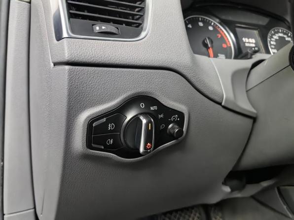 Audi Q5 I (8R) с пробегом 2010 года, цена 1 360 000 рублей, 152418 км, внедорожник, Автокод Объявления