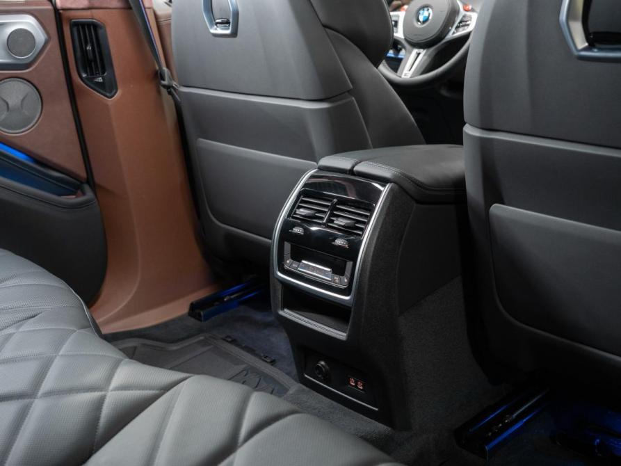 BMW XM Москва  - изображение 28