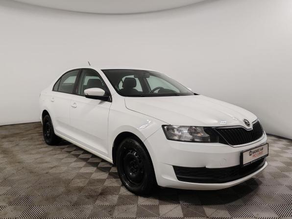 Skoda Rapid I с пробегом 2017 года, цена 1 235 000 рублей, 95459 км, лифтбек, Автокод Объявления