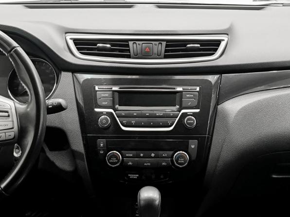 Nissan Qashqai II с пробегом 2017 года, цена 1 630 000 рублей, 140810 км, внедорожник, Автокод Объявления