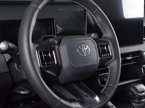 Toyota RAV4 VI (XA60) с пробегом 2026 года, цена 4 025 995 рублей, 12 км, внедорожник, Автокод Объявления