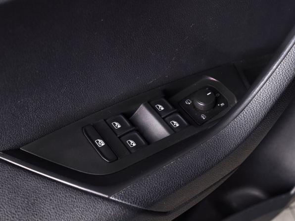 Skoda Karoq I с пробегом 2020 года, цена 2 280 000 рублей, 82000 км, внедорожник, Автокод Объявления