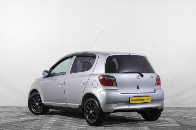 Toyota Vitz I (P10) с пробегом 2000 года, цена 329 000 рублей, 299999 км, хэтчбек, Автокод Объявления
