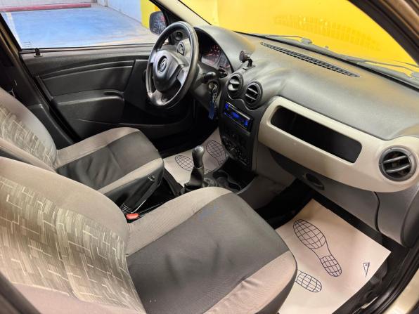 Renault Logan I Рестайлинг с пробегом 2013 года, цена 389 000 рублей, 137713 км, седан, Автокод Объявления