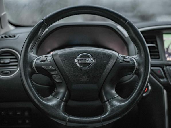 Nissan Pathfinder IV с пробегом 2015 года, цена 1 829 000 рублей, 163406 км, внедорожник, Автокод Объявления