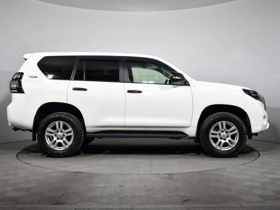 Toyota Land Cruiser Prado 150 Series Рестайлинг 1 Санкт-Петербург  - изображение 2