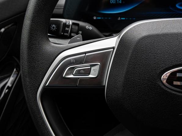 JAC JS6 с пробегом 2023 года, цена 1 770 000 рублей, 63759 км, внедорожник, Автокод Объявления