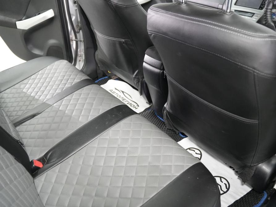 Toyota Prius III Рестайлинг (XW30) Новосибирск  - изображение 12