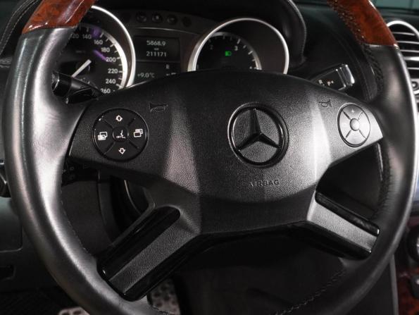 Mercedes-Benz GL-Класс I (X164) Рестайлинг с пробегом 2010 года, цена 1 879 000 рублей, 211171 км, внедорожник, Автокод Объявления