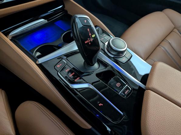 BMW 5 серии VII (G30/G31/G38) Рестайлинг с пробегом 2022 года, цена 5 200 000 рублей, 69342 км, седан, Автокод Объявления