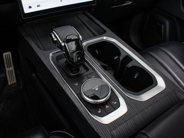 Jaecoo J7 I с пробегом 2023 года, цена 2 490 000 рублей, 81933 км, внедорожник, Автокод Объявления