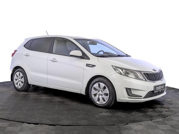 Kia Rio III с пробегом 2015 года, цена 940 000 рублей, 143205 км, хэтчбек, Автокод Объявления