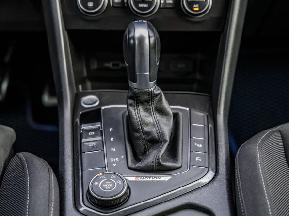 Volkswagen Tiguan II с пробегом 2018 года, цена 2 628 000 рублей, 161415 км, внедорожник, Автокод Объявления