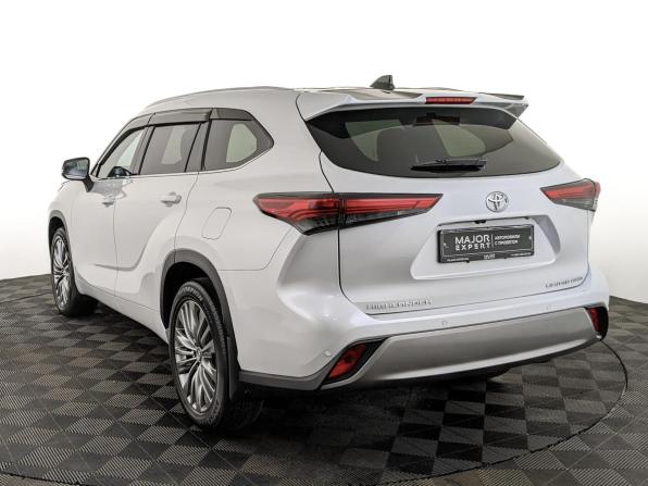 Toyota Highlander IV (XU70) с пробегом 2024 года, цена 4 940 000 рублей, 34400 км, внедорожник, Автокод Объявления