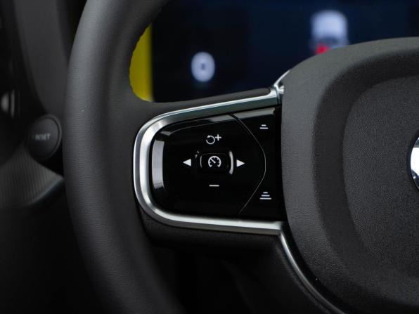 Volvo XC60 II Рестайлинг 2 с пробегом 2025 года, цена 6 098 999 рублей, 276 км, внедорожник, Автокод Объявления