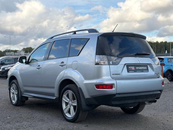 Mitsubishi Outlander II Рестайлинг с пробегом 2011 года, цена 795 000 рублей, 294000 км, внедорожник, Автокод Объявления