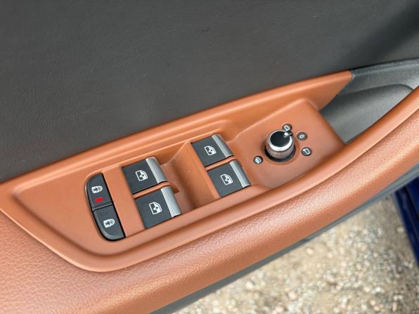 Audi A4 V (B9) Рестайлинг с пробегом 2021 года, цена 3 200 000 рублей, 48826 км, седан, Автокод Объявления