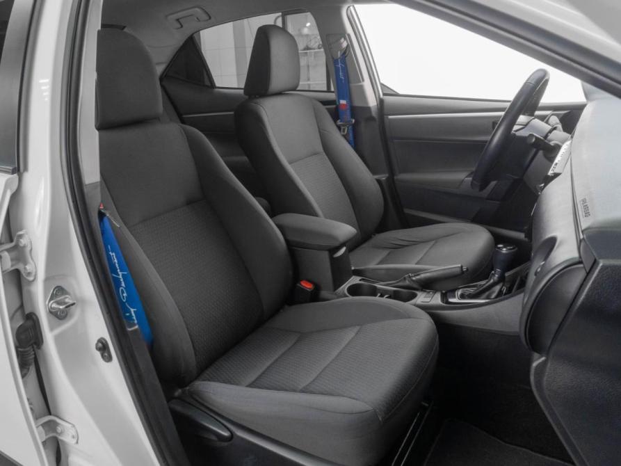 Toyota Corolla XI (E160 E170 E180) Рестайлинг 1 Тюмень  - изображение 9