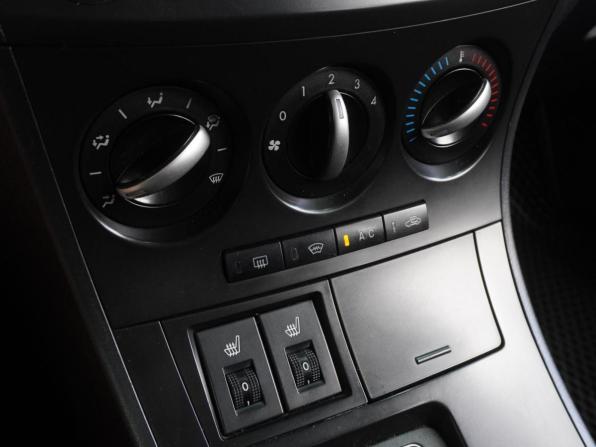 Mazda 3 II (BL) Рестайлинг с пробегом 2013 года, цена 1 219 000 рублей, 156030 км, хэтчбек, Автокод Объявления